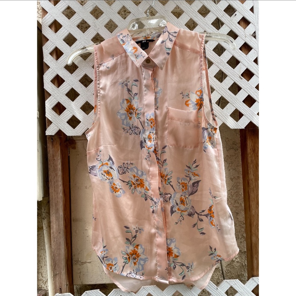Blush pink floral top